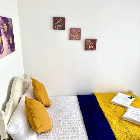 2-Bedrooms Modern Apartment Next To Velodrome, Lounge, Balcony, Parking, Abba London Ngoại thất bức ảnh
