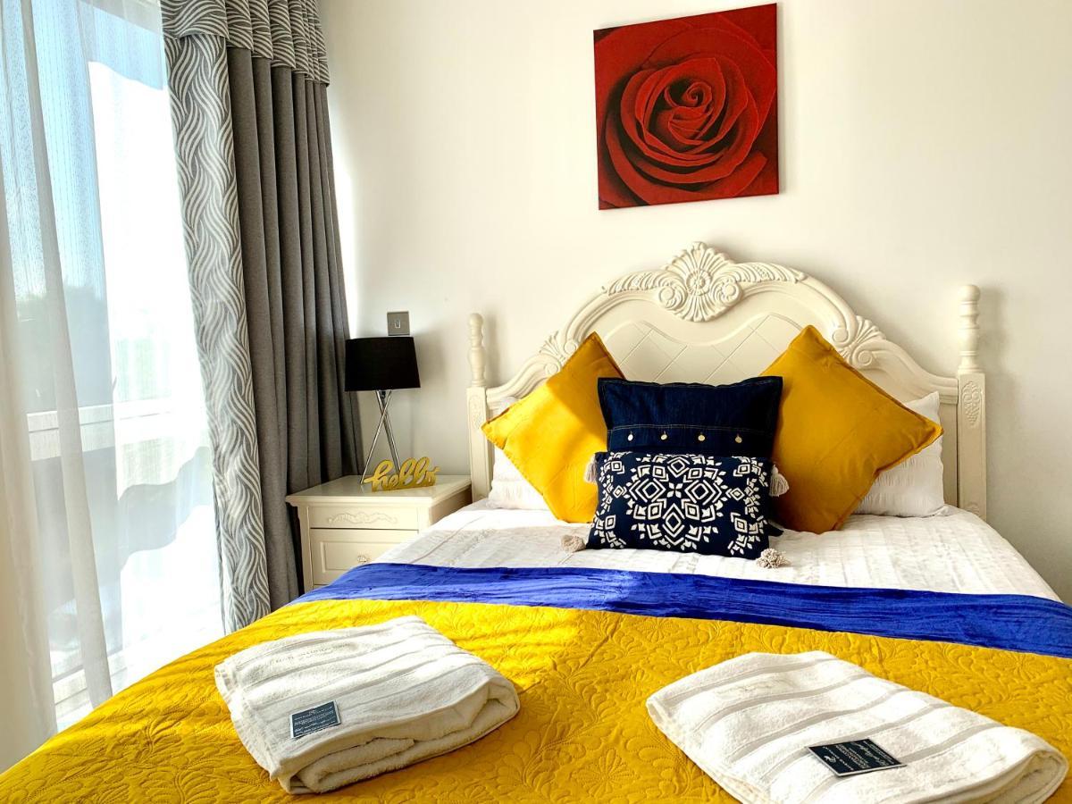 2-Bedrooms Modern Apartment Next To Velodrome, Lounge, Balcony, Parking, Abba London Ngoại thất bức ảnh