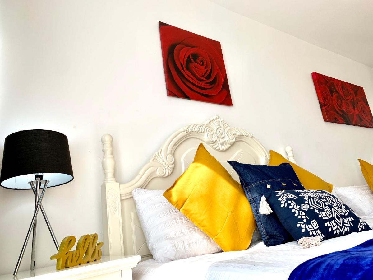2-Bedrooms Modern Apartment Next To Velodrome, Lounge, Balcony, Parking, Abba London Ngoại thất bức ảnh