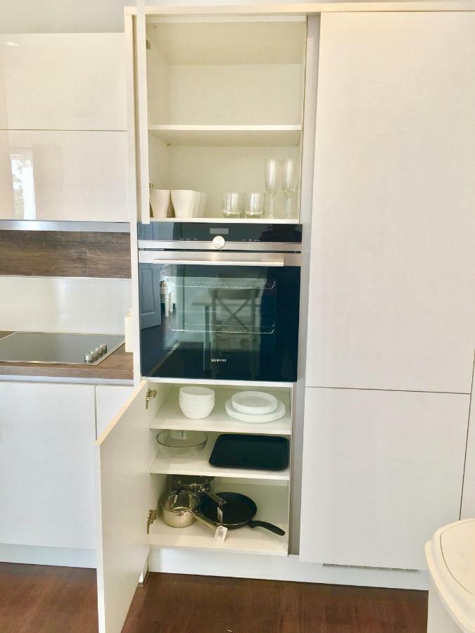 2-Bedrooms Modern Apartment Next To Velodrome, Lounge, Balcony, Parking, Abba London Ngoại thất bức ảnh